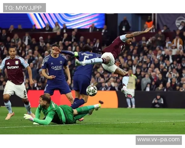 巴黎圣日耳曼与巴萨达成德罗转会协议球员即将抵达巴黎进行体检